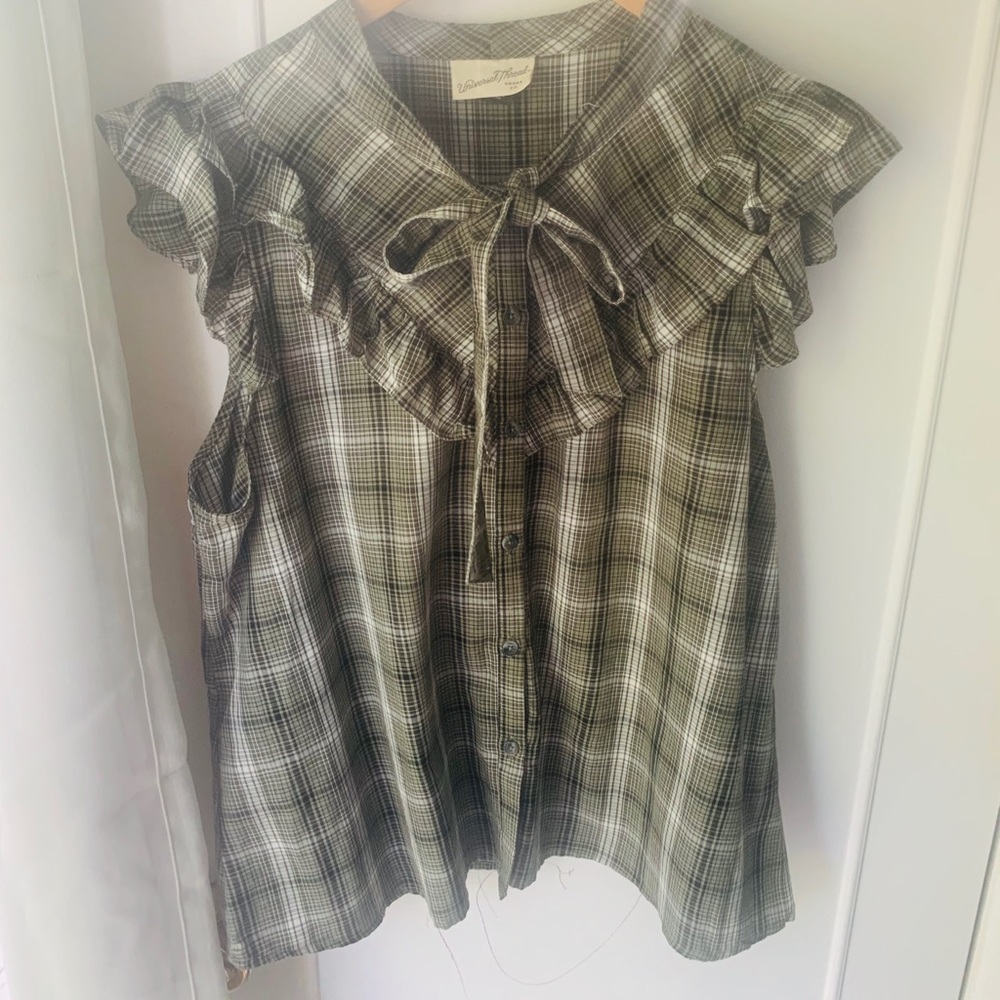 Universal Threads Bow Blouse